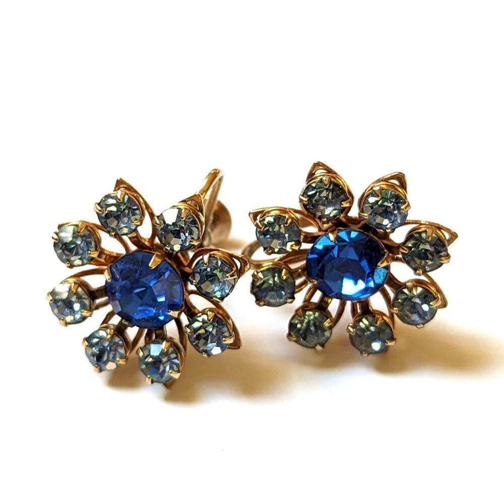 Vintage Gold Tone Prong Set Blue Rhinestone Sparkly Floral Screwback Earrings
